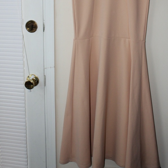 Salmon Sweetheart Mermaid Gown - Picture 2 of 2